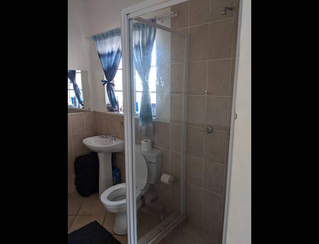 2 BEDROOM TOWNHOUSE FOR SALE IN ROBIN PARK